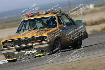 media/Sep-28-2025-24 Hours of Lemons (Sun) [[5dfe0e5f6e]]/9am (Star Mazda)/